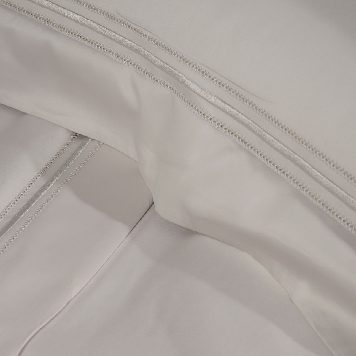 01 02 0545 Capa de Edredom Tulipa 600 fios Prata Prata 002.jpg